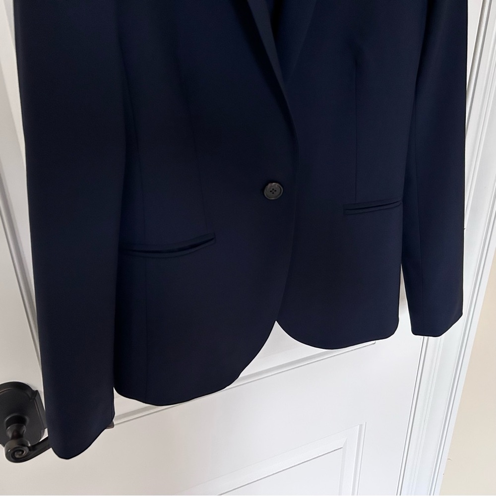 NEW J. CREW NAVY BI-STRETCH CAMPBELL BLAZER SIZE 2 - Picture 4 of 8
